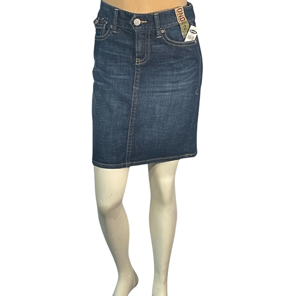 Old Navy Sz 2 Jeans Mini Skirt Low Waist 5 Pocket Stretch Denim Dark Wash New - Picture 2 of 9
